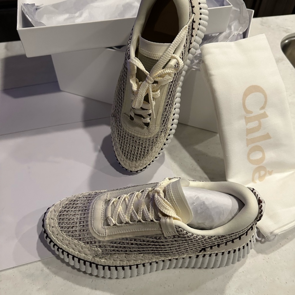 Chloe Obsure Purple Brand new never worn!